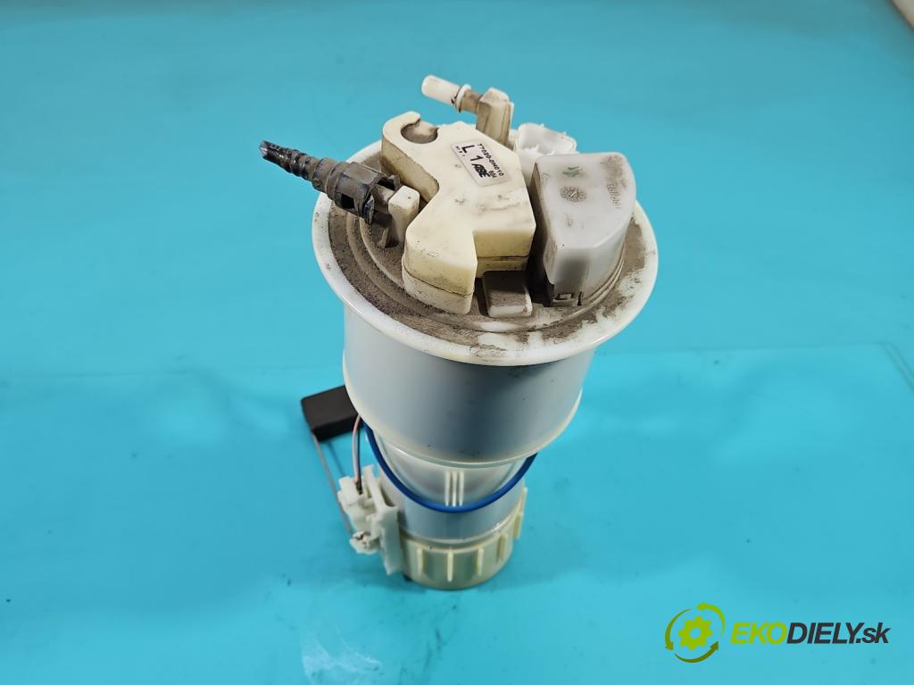 Toyota Aygo 2005-2014 1.0 68 hp manual 50 kW 998 cm3 5- čerpadlo paliva 77020-0H010