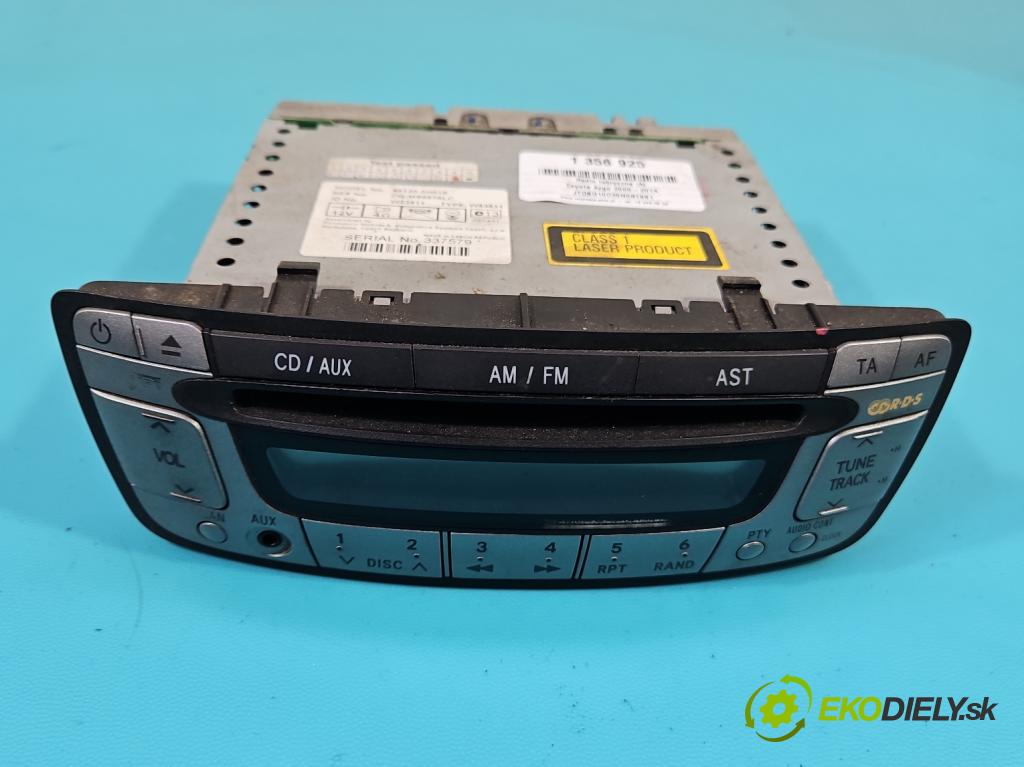 Toyota Aygo 2005-2014 1.0 68 HP manual 50 kW 998 cm3 5- Radio originál 86120-0H010
