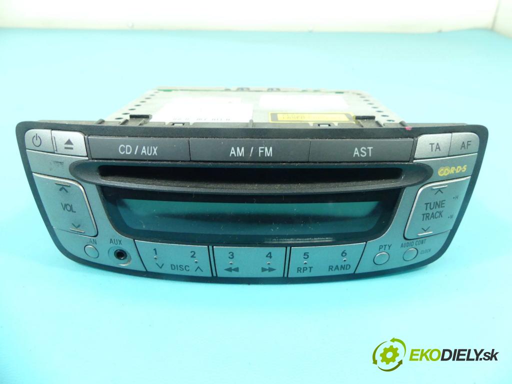 Toyota Aygo 2005-2014 1.0 68 HP manual 50 kW 998 cm3 5- Radio originál 86120-0H010