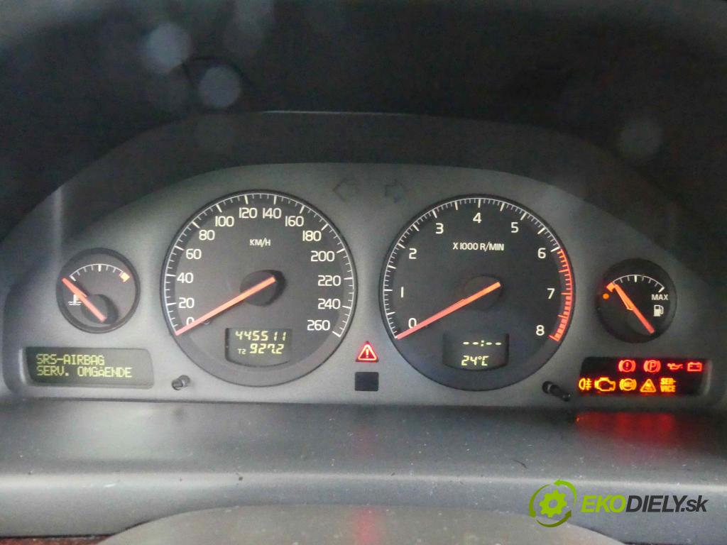 Volvo S80 I 1998-2006 2.4 20V 140 HP manual 103 kW 2435 cm3 4- prístrojovka/ budíky 9499668 (Prístrojové dosky, displeje)