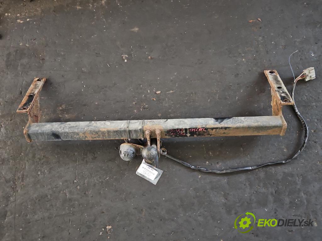 Volvo S80 I 1998-2006 2.4 20V 140 hp manual 103 kW 2435 cm3 4- oko tažné  (Tažná zařízení)