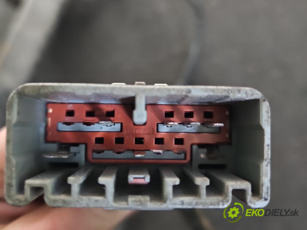 Volvo S80 I 1998-2006 2.4 20V 140 hp manual 103 kW 2435 cm3 4- oko tažné  (Tažná zařízení)