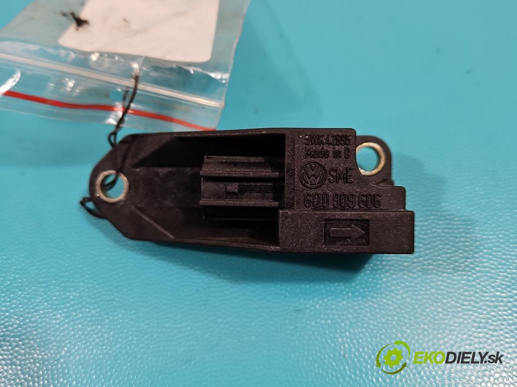 Vw Polo IV 9N 2001-2009 1.4 tdi 75 HP manual 55 kW 1422 cm3 5- snímač šokovat: 5WK42895 (Snímače nárazu)