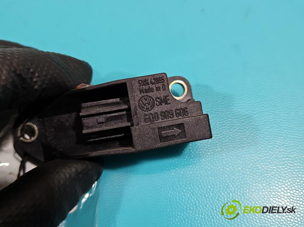 Vw Polo IV 9N 2001-2009 1.4 tdi 75 HP manual 55 kW 1422 cm3 5- snímač šokovat: 5WK42895 (Snímače nárazu)