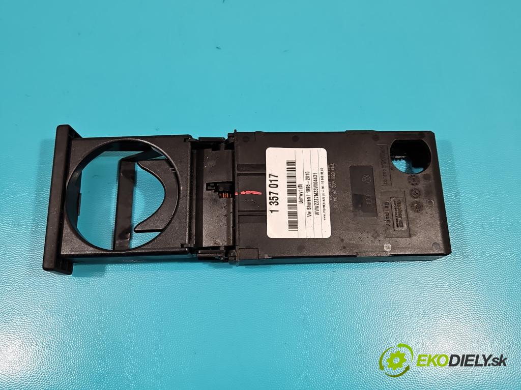 Vw Sharan I 1995-2010 1.9 tdi 116 HP manual 85 kW 1896 cm3 5- Rukojeť: na nápoje:  (Úchyty, držiaky na nápoje)