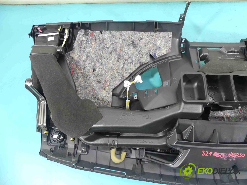 Toyota Verso 2009-2018 2.0 D4D 126 HP manual 93 kW 1998 cm3 5- kokpit,pristrojová doska rozdeľovacia