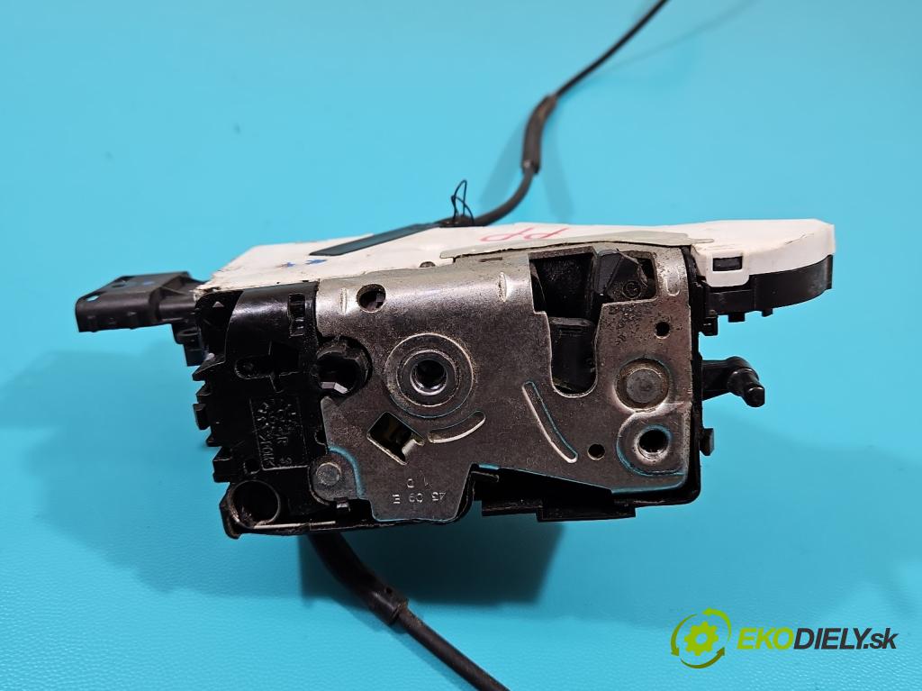 Citroen C4 Picasso I 2006-2013 1.6 16V 120 hp manual 88 kW 1598 cm3 5- zámek přední pravý 24094158