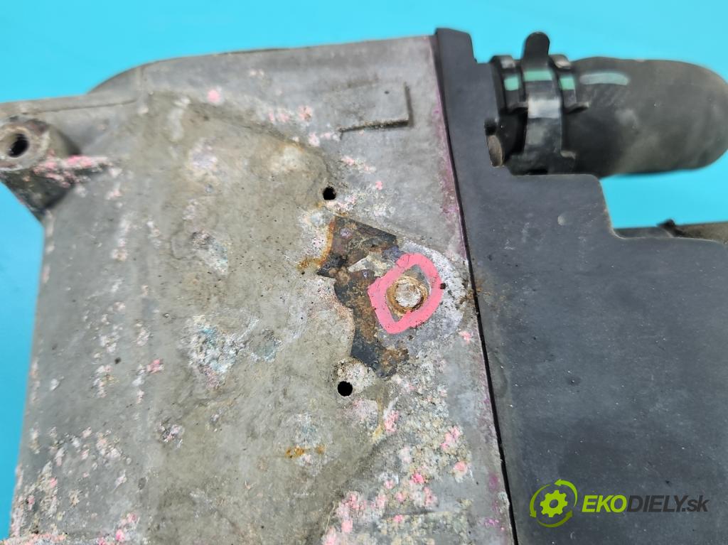 Toyota Rav4 III 2005-2012 2.2 D-CAT 177 hp manual 130 kW 2231 cm3 5- Webasto 25228205 (Webasto ohřívače)