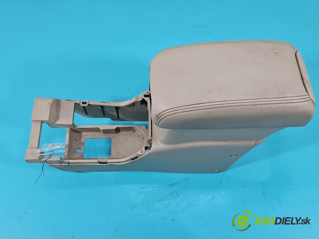 Mitsubishi Outlander II 2006-2013 2.0 DI-D 140 HP manual 103 kW 1968 cm3 5- operadlo  (Lakťové opierky)