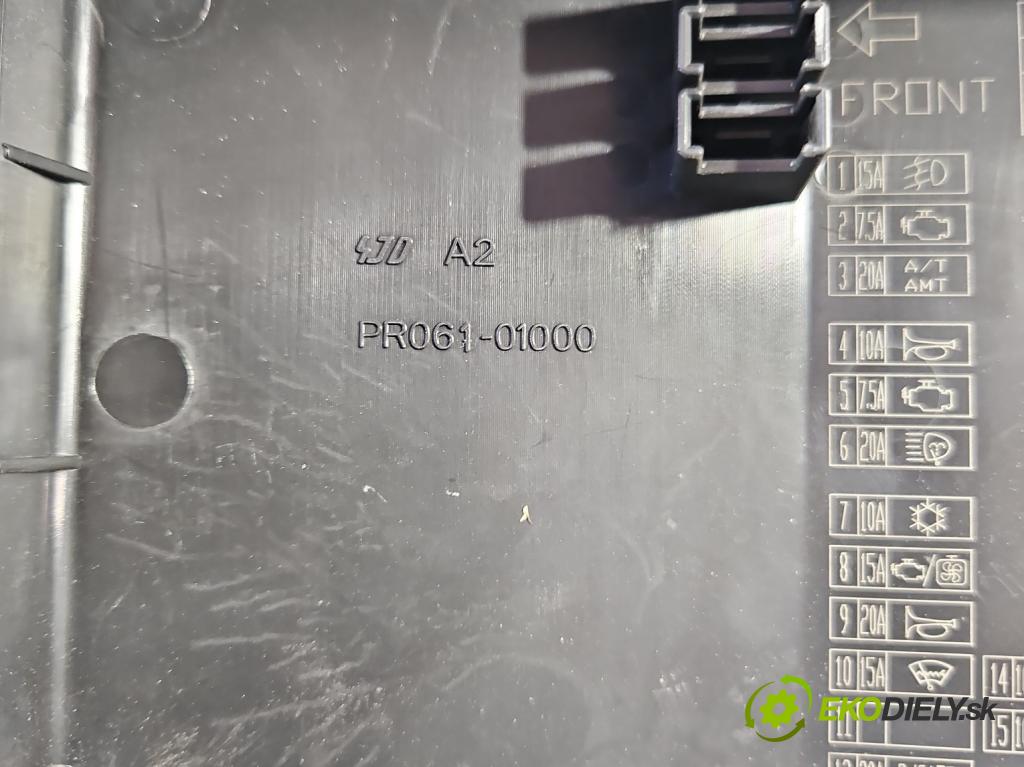 Mitsubishi Outlander II 2006-2013 2.0 DI-D 140 hp manual 103 kW 1968 cm3 5- skříňka pojistková PR061-02000 (Pojistkové skříňky)