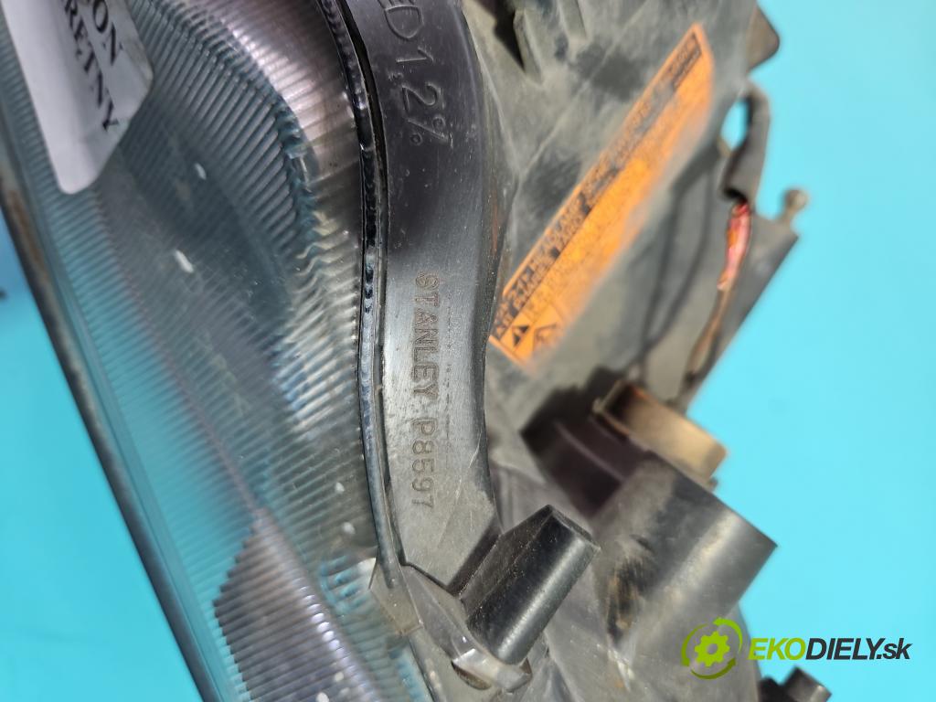 Mitsubishi Outlander II 2006-2013 2.0 DI-D 140 HP manual 103 kW 1968 cm3 5- Reflektor: pravý  (Pravé)