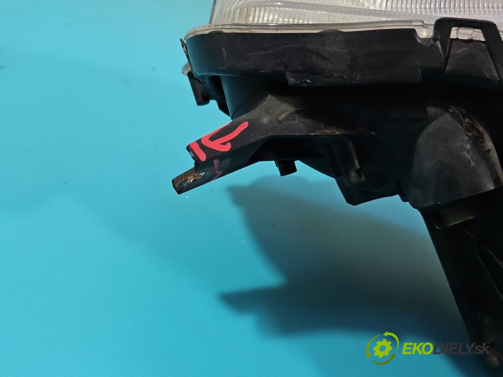 Mitsubishi Outlander II 2006-2013 2.0 DI-D 140 HP manual 103 kW 1968 cm3 5- Reflektor: pravý  (Pravé)