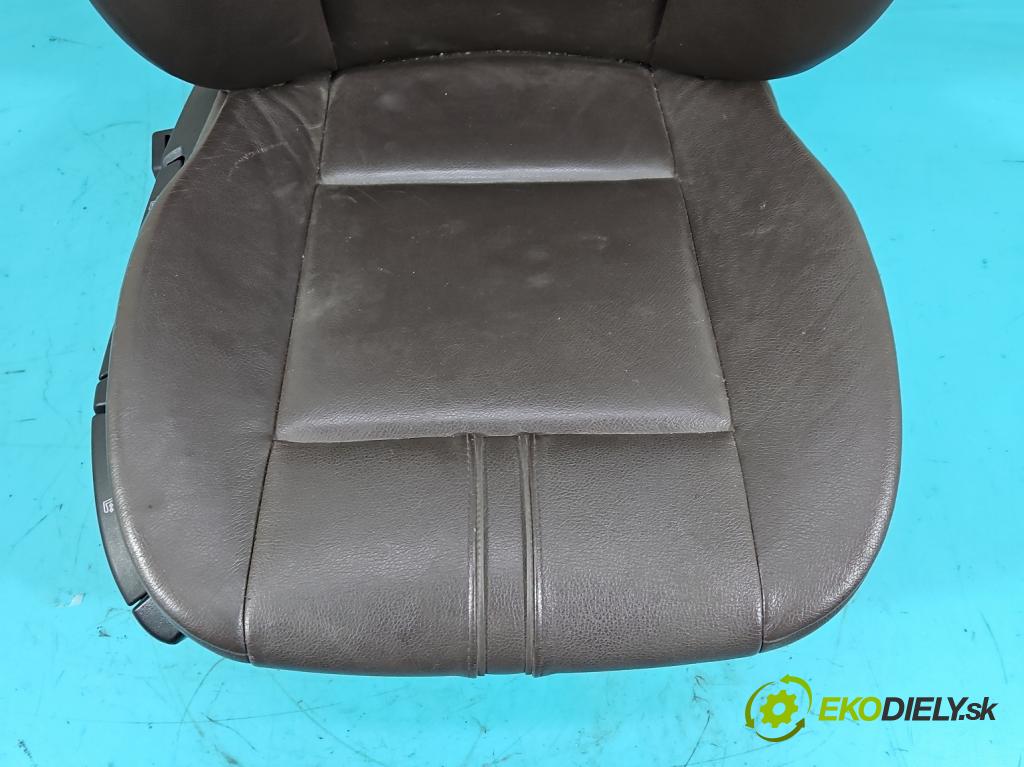 Bmw X3 E83 2003-2010 2.0d 150 HP manual 110 kW 1995 cm3 5- Sedačka ľavý  (Sedačky, sedadlá)
