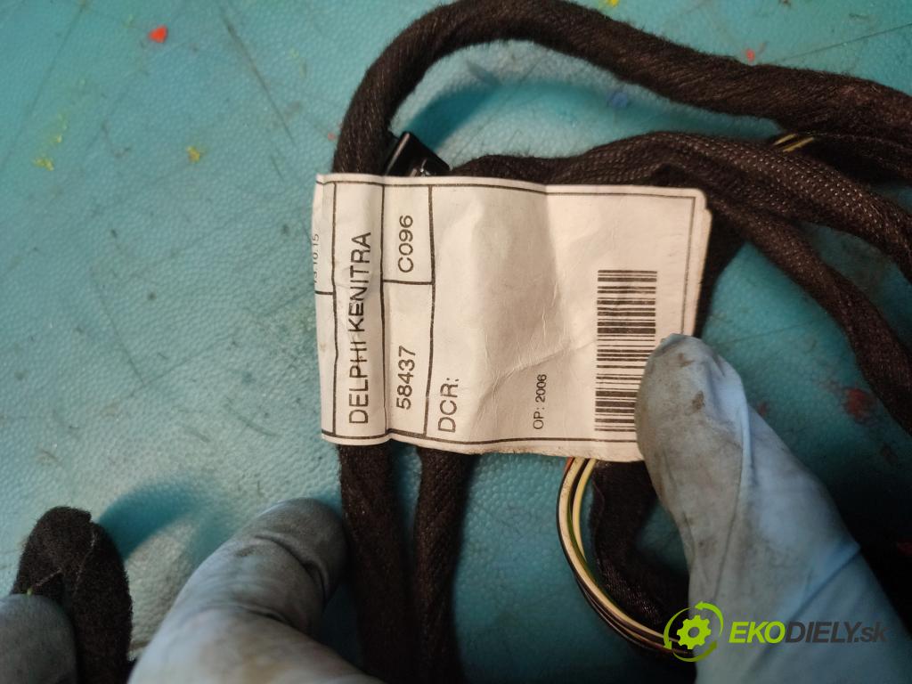 Jeep Renegade 2014- 2.0 CRD 140 HP manual 103 kW 1956 cm3 5- Zväzok: dvere zadné vľavo: