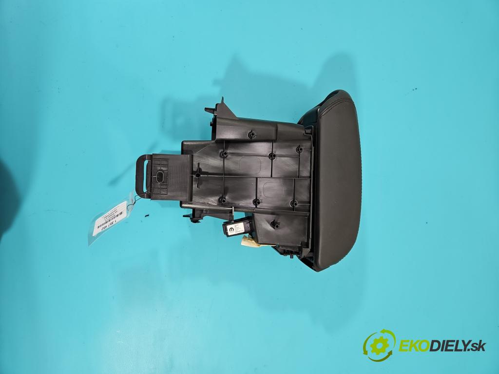 Jeep Renegade 2014- 2.0 CRD 140 HP manual 103 kW 1956 cm3 5- operadlo  (Lakťové opierky)