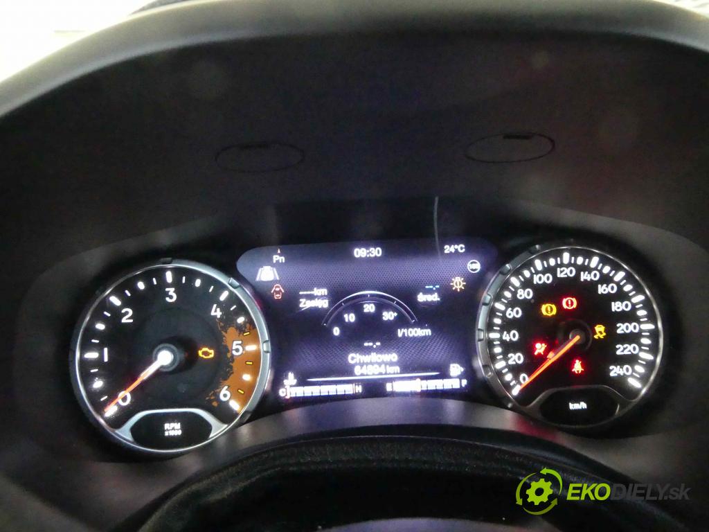 Jeep Renegade 2014- 2.0 CRD 140 HP manual 103 kW 1956 cm3 5- prístrojovka/ budíky 735618963 (Prístrojové dosky, displeje)