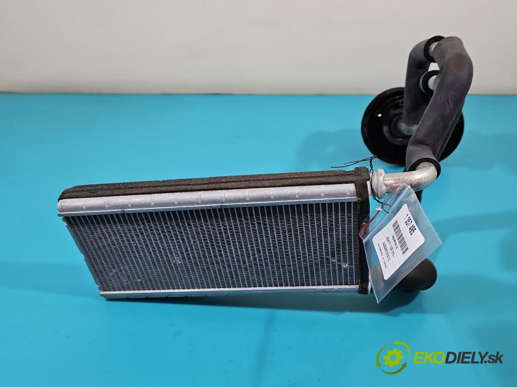 Jaguar XF II X260 2015- 2.0d 179KM automatic 132 kW 1999 cm3 4- radiátor  (Radiátory topení)