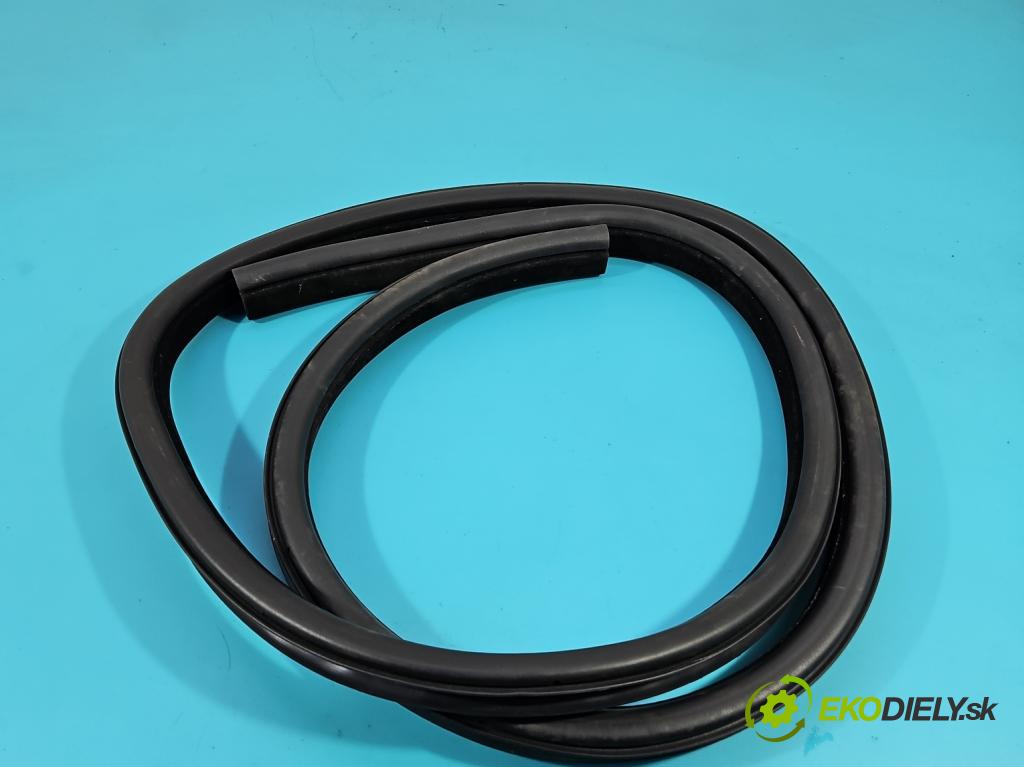 Jaguar XF II X260 2015- 2.0d 179KM automatic 132 kW 1999 cm3 4- Těsnění: dvere zadné ľavé GX63-253A10-A (Ostatné)