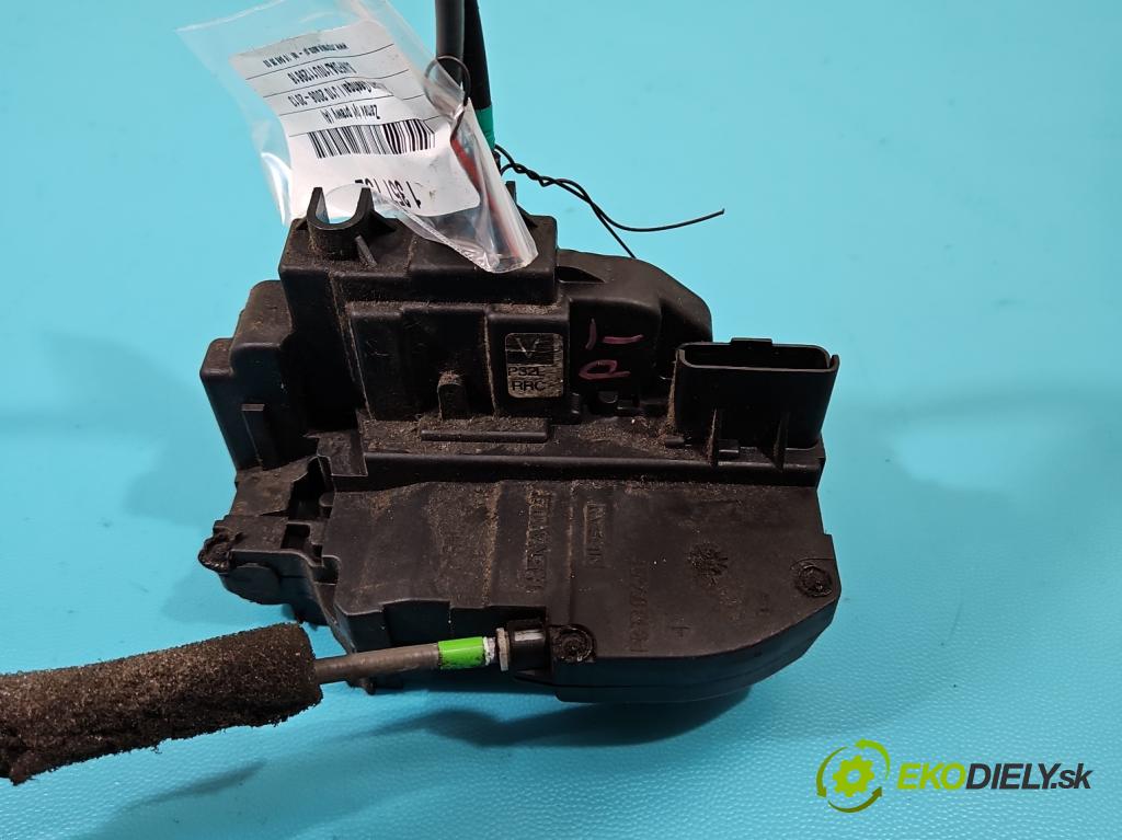 Nissan Qashqai I J10 2006-2013 2.0 dci 150 hp manual 110 kW 1995 cm3 5- zámek zadní pravý