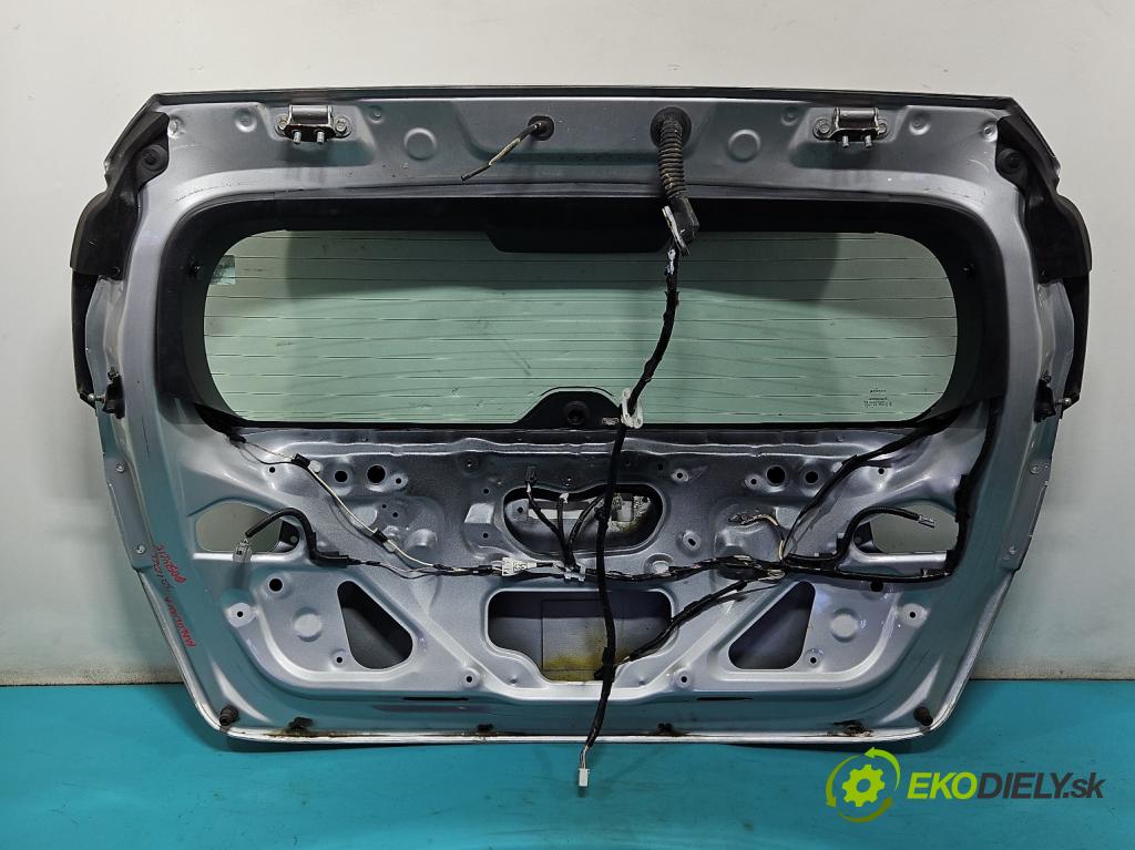 Toyota Auris II 2012-2018 1.4 D4D 90 hp manual 66 kW 1364 cm3 5- zadní kufrové dveře  (Zadní kapoty)