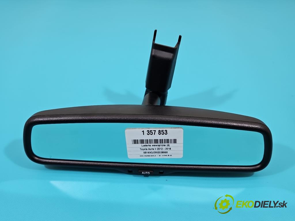 Toyota Auris II 2012-2018 1.4 D4D 90 hp manual 66 kW 1364 cm3 5- zpětné zrcátko vnitřní 87810-0W810 (Světla vnitřní)