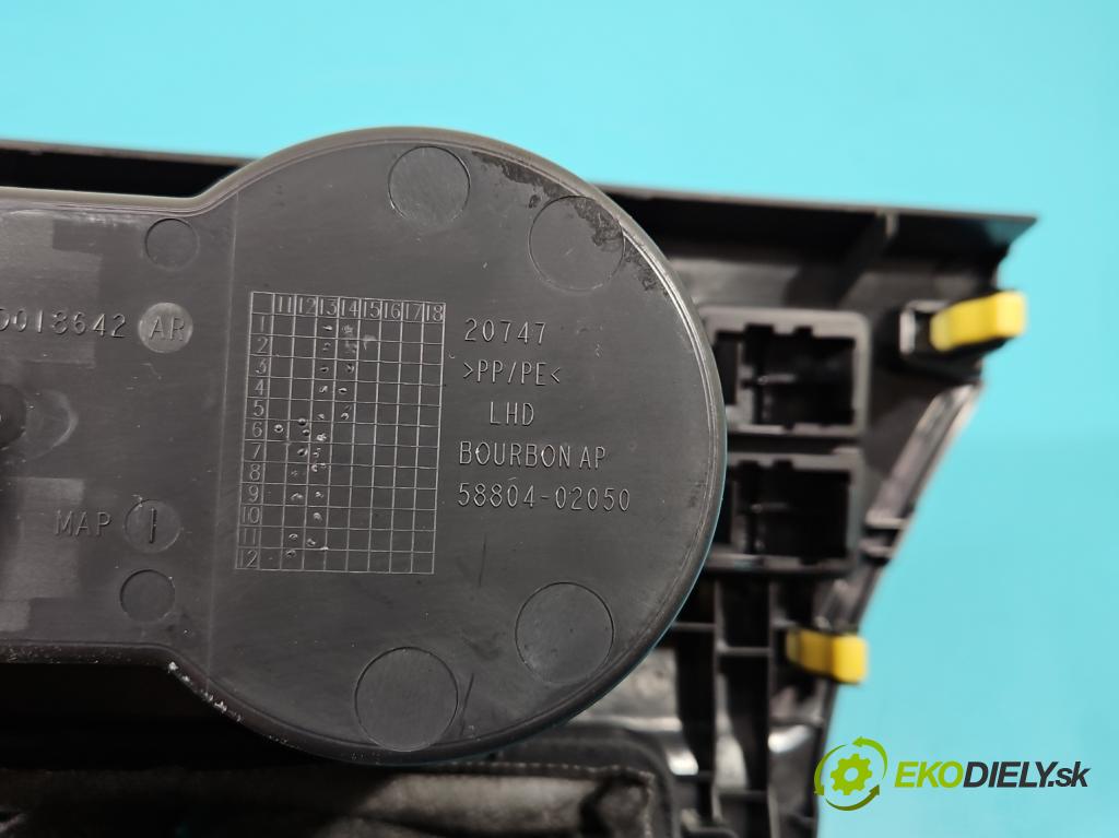 Toyota Auris II 2012-2018 1.4 D4D 90 HP manual 66 kW 1364 cm3 5- Rukojeť: na nápoje: 58804-02050 (Úchyty, držiaky na nápoje)