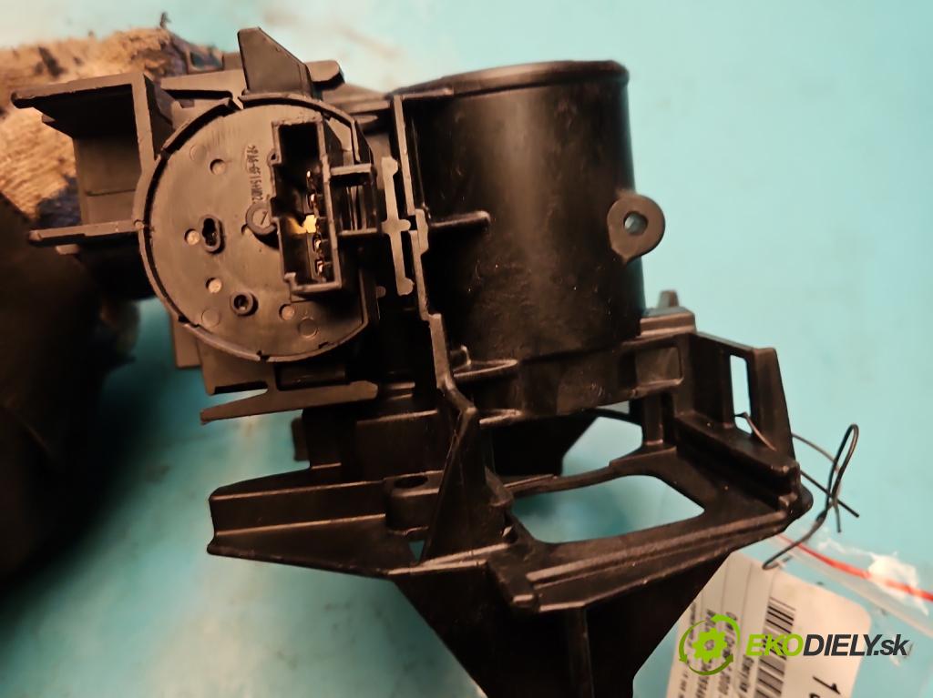 Opel Corsa C 2000-2006 1.0 12V 58 HP manual 43 kW 973 cm3 5- Spínačka  (Spínacie skrinky a kľúče)