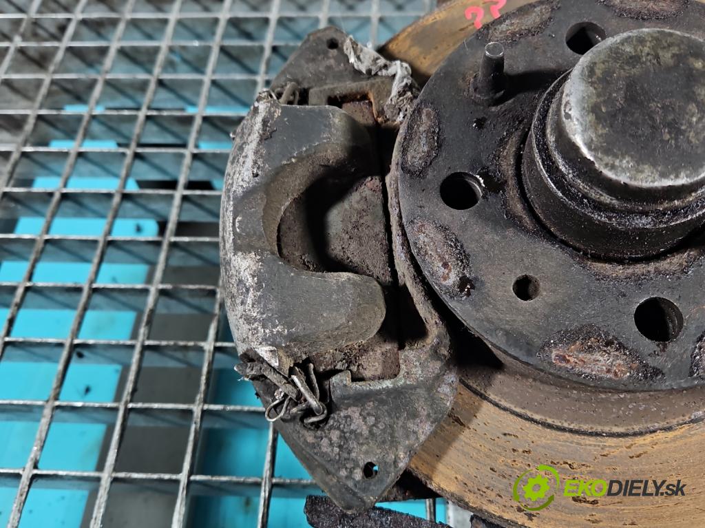 Polonez Caro / Atu 1.5 77 HP manual 57 kW 1481 cm3 5- brzdič predné pravý (Ostatné)