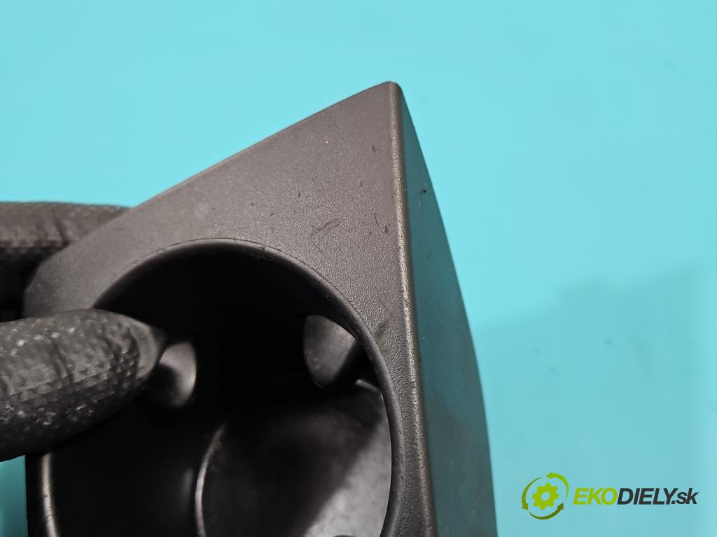 Bmw X3 E83 2003-2010 2.0d 150 HP manual 110 kW 1995 cm3 5- Rukojeť: na nápoje: 3401957 (Úchyty, držiaky na nápoje)