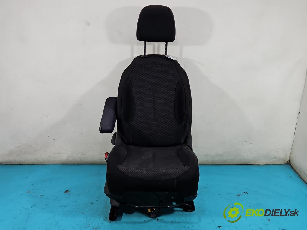 Citroen C4 Picasso I 2006-2013 1.6 16V 120 HP manual 88 kW 1598 cm3 5- Sedačka ľavý  (Sedačky, sedadlá)