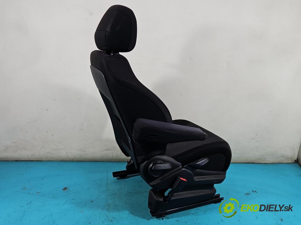 Citroen C4 Picasso I 2006-2013 1.6 16V 120 HP manual 88 kW 1598 cm3 5- Sedačka ľavý  (Sedačky, sedadlá)