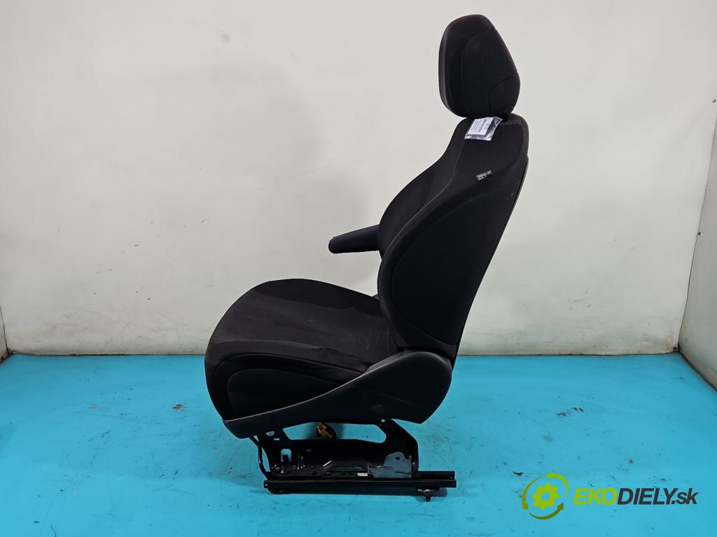 Citroen C4 Picasso I 2006-2013 1.6 16V 120 HP manual 88 kW 1598 cm3 5- Sedačka ľavý  (Sedačky, sedadlá)