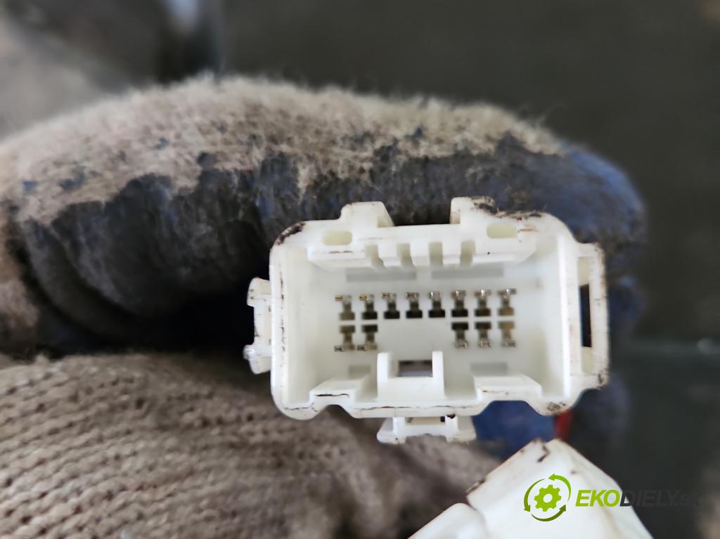 Honda Fr-v 2.2 i-CTDi 140 hp manual 103 kW 2204 cm3 5- oko tažné 5C021-V1 (Tažná zařízení)