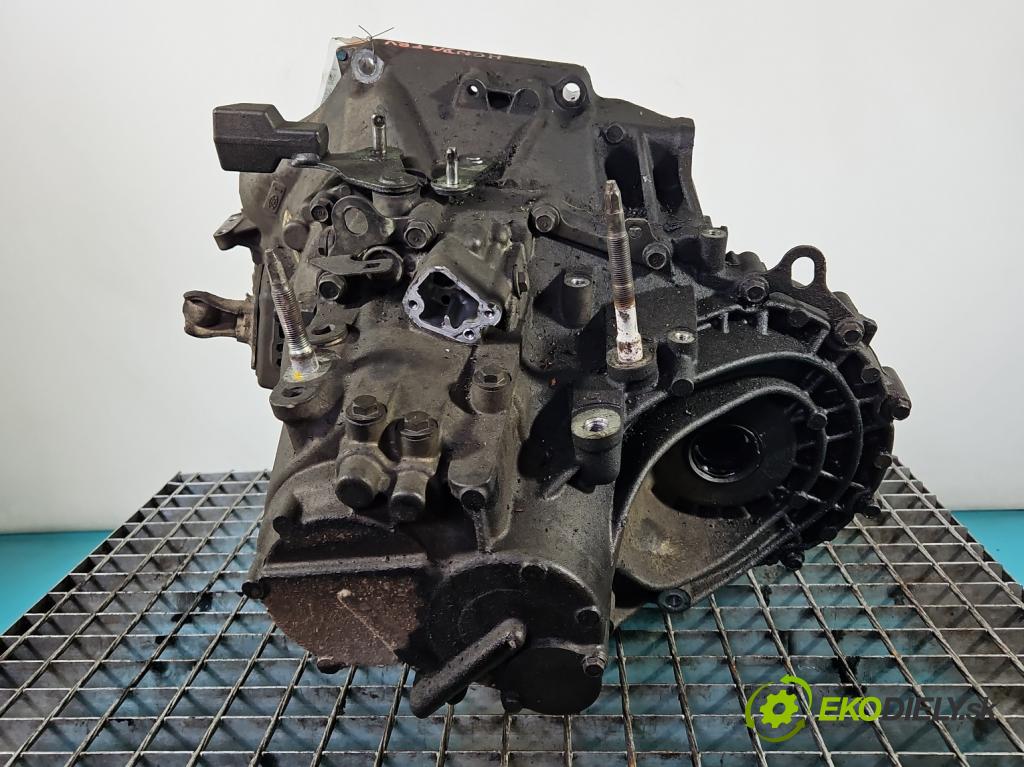 Honda Fr-v 2.2 i-CTDi 140 HP manual 103 kW 2204 cm3 5- prevodovka stupeň,rýchlosť manual JVF7-1005201