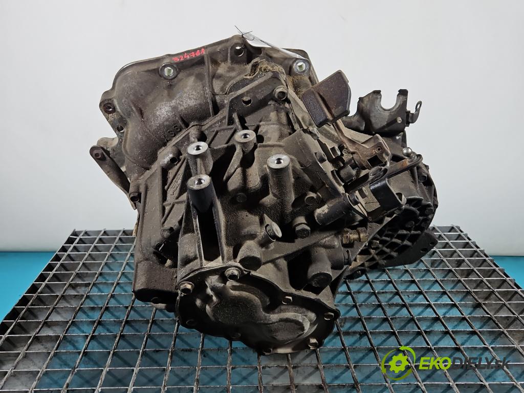 Chevrolet Epica 2.0 24V 143 HP manual 105 kW 1993 cm3 4- prevodovka stupeň,rýchlosť manual UC
