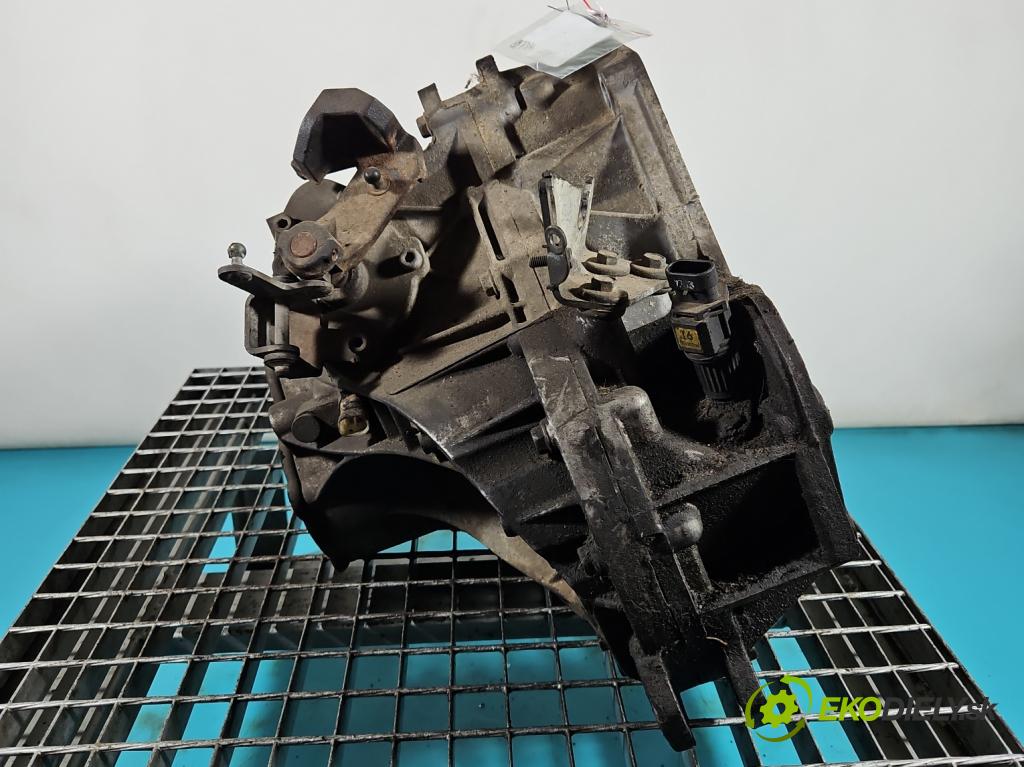 Chevrolet Epica 2.0 24V 143 HP manual 105 kW 1993 cm3 4- prevodovka stupeň,rýchlosť manual UC
