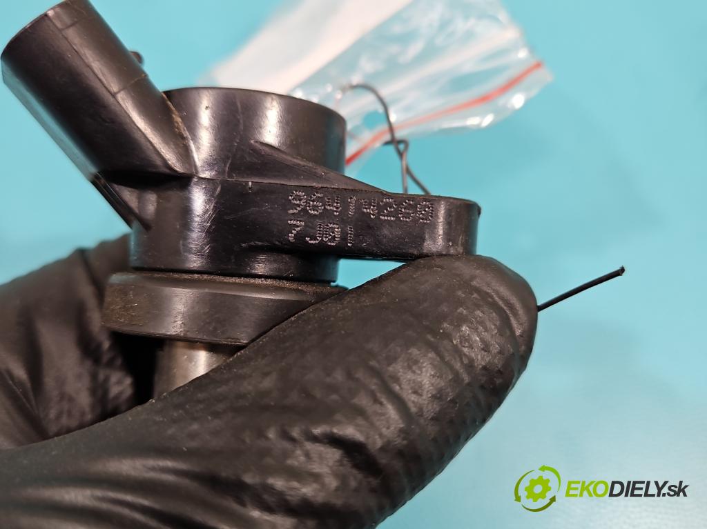 Chevrolet Epica 2.0 24V 143 HP manual 105 kW 1993 cm3 4- cievka zapaľovacia 96414260 (Zapaľovacie cievky, moduly)