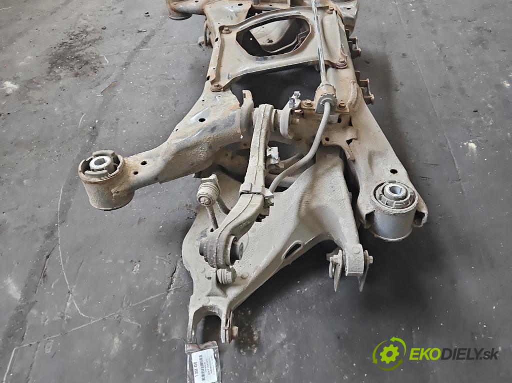 Jaguar XF II X260 2015- 2.0d 179KM automatic 132 kW 1999 cm3 4- zadní výztuha (Výztuhy zadní)