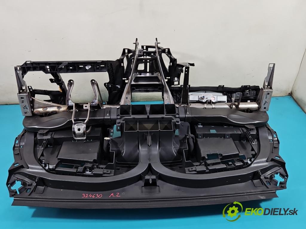Citroen C4 Picasso I 2006-2013 1.6 16V 120 HP manual 88 kW 1598 cm3 5- kokpit,pristrojová doska rozdeľovacia
