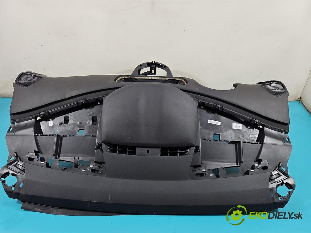 Citroen C4 Picasso I 2006-2013 1.6 16V 120 HP manual 88 kW 1598 cm3 5- kokpit,pristrojová doska rozdeľovacia