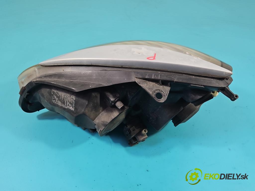 Renault Clio II 1998-2012 1,2.0 8V 58 HP manual 43 kW 1149 cm3 3- Reflektor: pravý  (Pravé)