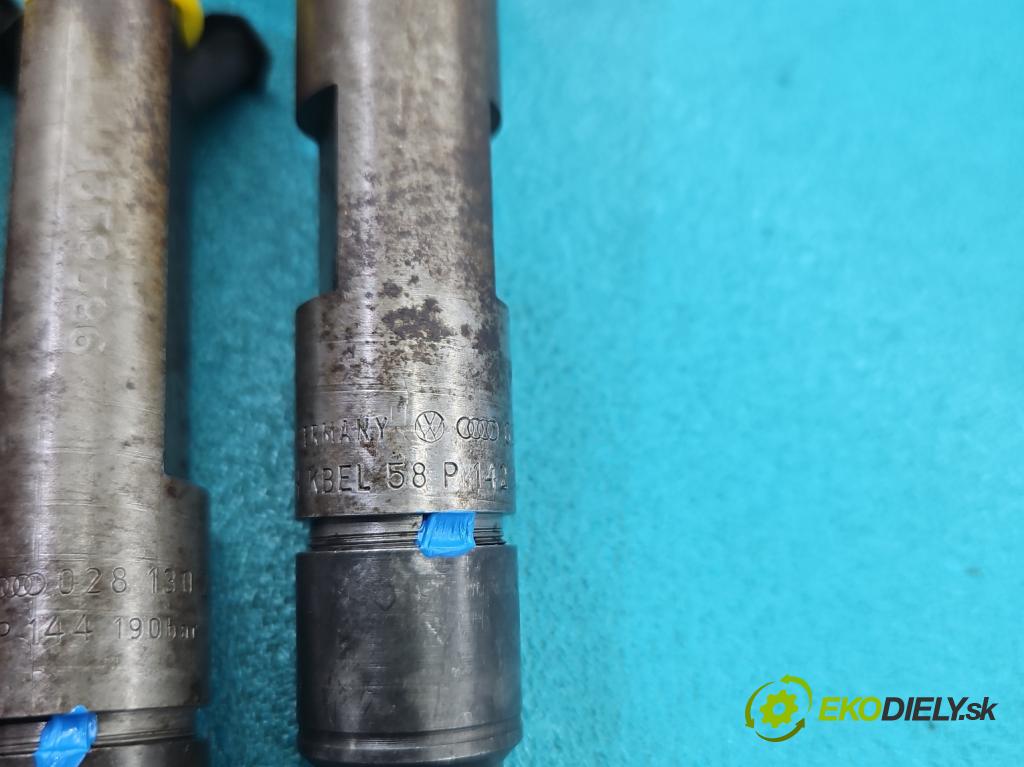 Audi A4 B5 1994-2001 1.9 tdi 110 HP manual 81 kW 1896 cm3 5- vstrek 028130201S (Vstrekovač paliva)