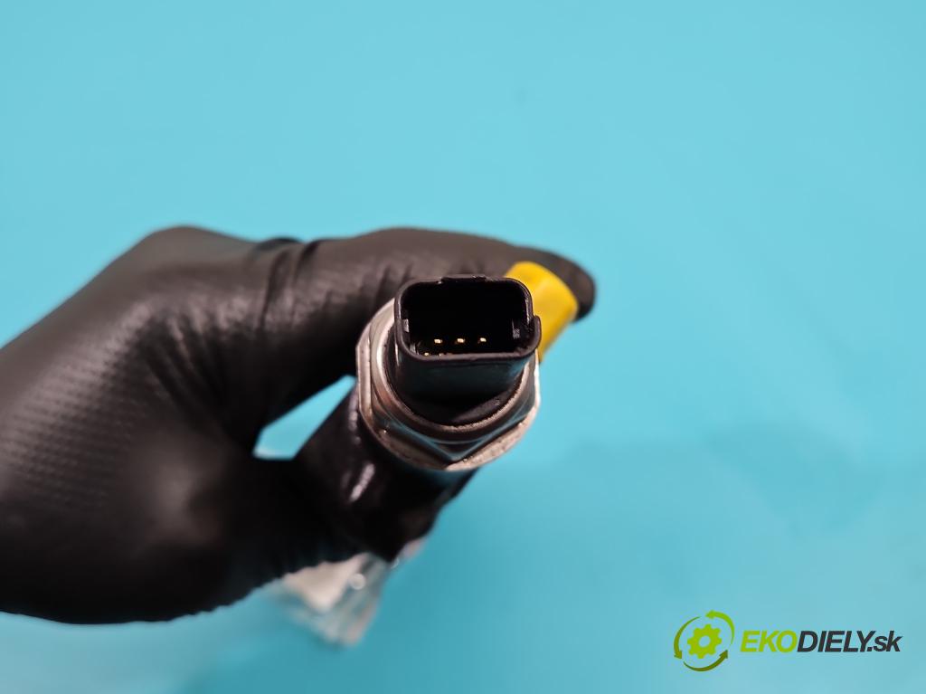 Citroen C4 I 2004-2011 1.6 hdi 109 HP manual 80 kW 1560 cm3 5- lišta vstrekovacia 9654592680 (Vstrekovacie lišty)