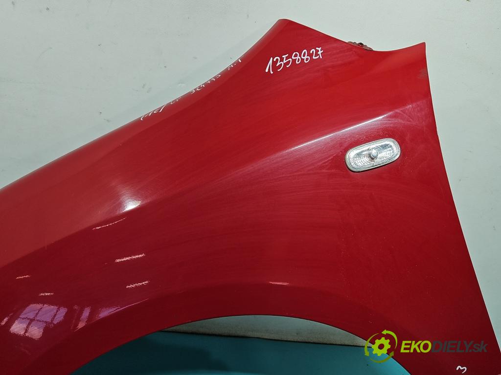 Kia Carens III  2006-2013 2.0 crdi 140 hp manual 103 kW 1991 cm3 5- blatnik přední levý  (Predné ľavé)