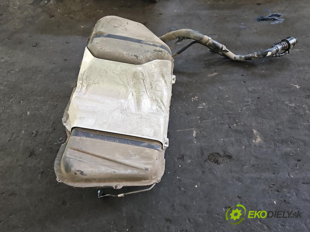 Kia Sportage IV 2015-2021 1.6 GDI 132  HP manual 97 kW 1591 cm3 5- Nádrž: palivo  (Nádrže)