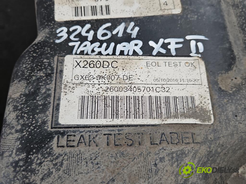 Jaguar XF II X260 2015- 2.0d 179KM automatic 132 kW 1999 cm3 4- Nádrž: paliva  (Nádrže)