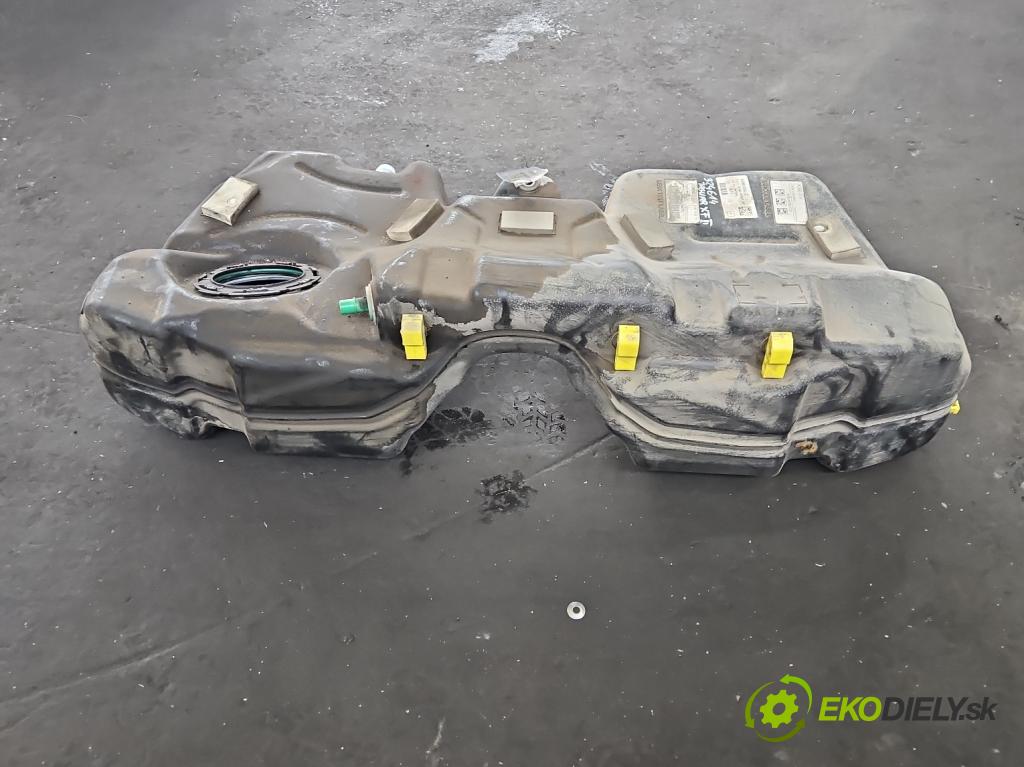 Jaguar XF II X260 2015- 2.0d 179KM automatic 132 kW 1999 cm3 4- Nádrž: paliva  (Nádrže)