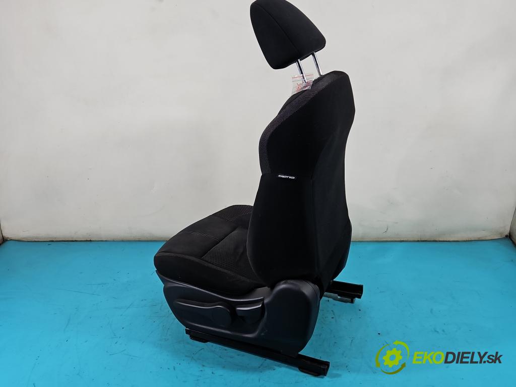 Nissan Juke I 2010-2019 1.2 T 116 HP manual 85 kW 1197 cm3 5- Sedačka ľavý  (Sedačky, sedadlá)