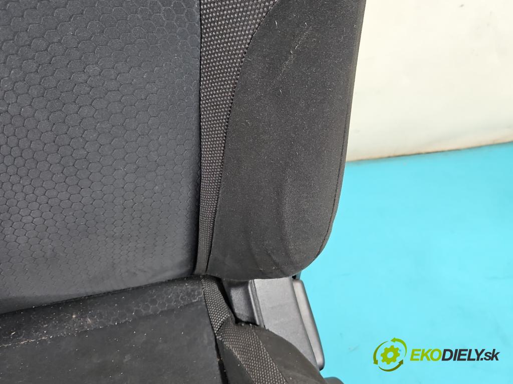 Nissan Juke I 2010-2019 1.2 T 116 HP manual 85 kW 1197 cm3 5- Sedačka ľavý  (Sedačky, sedadlá)