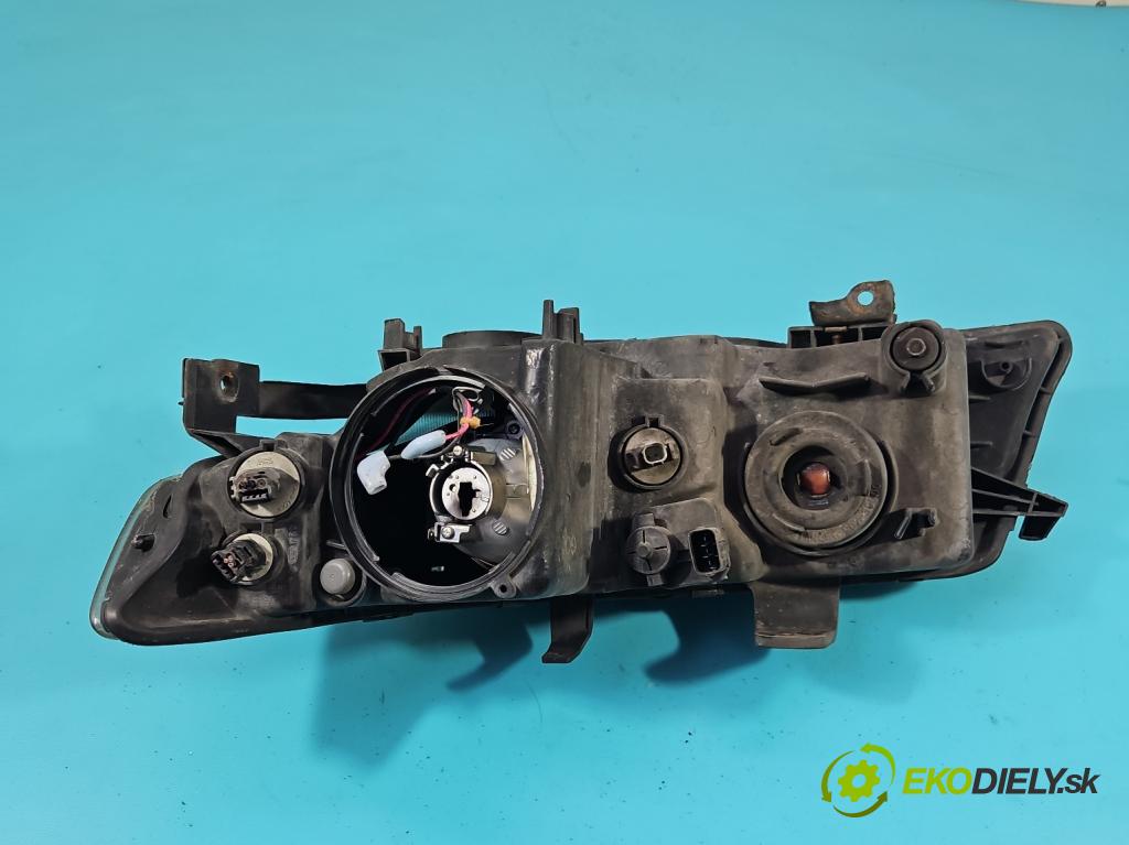 Honda Accord VII 2002-2008 2.0 16V 155 HP manual 114 kW 1998 cm3 4- Reflektor: pravý  (Pravé)